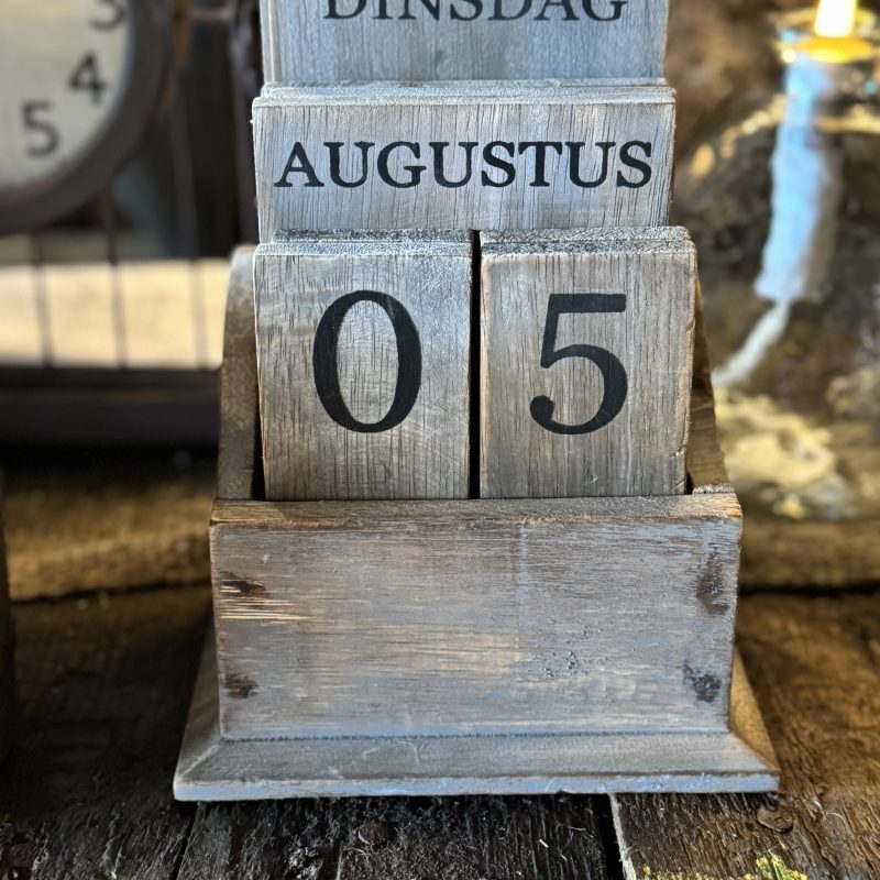 Houten kalender