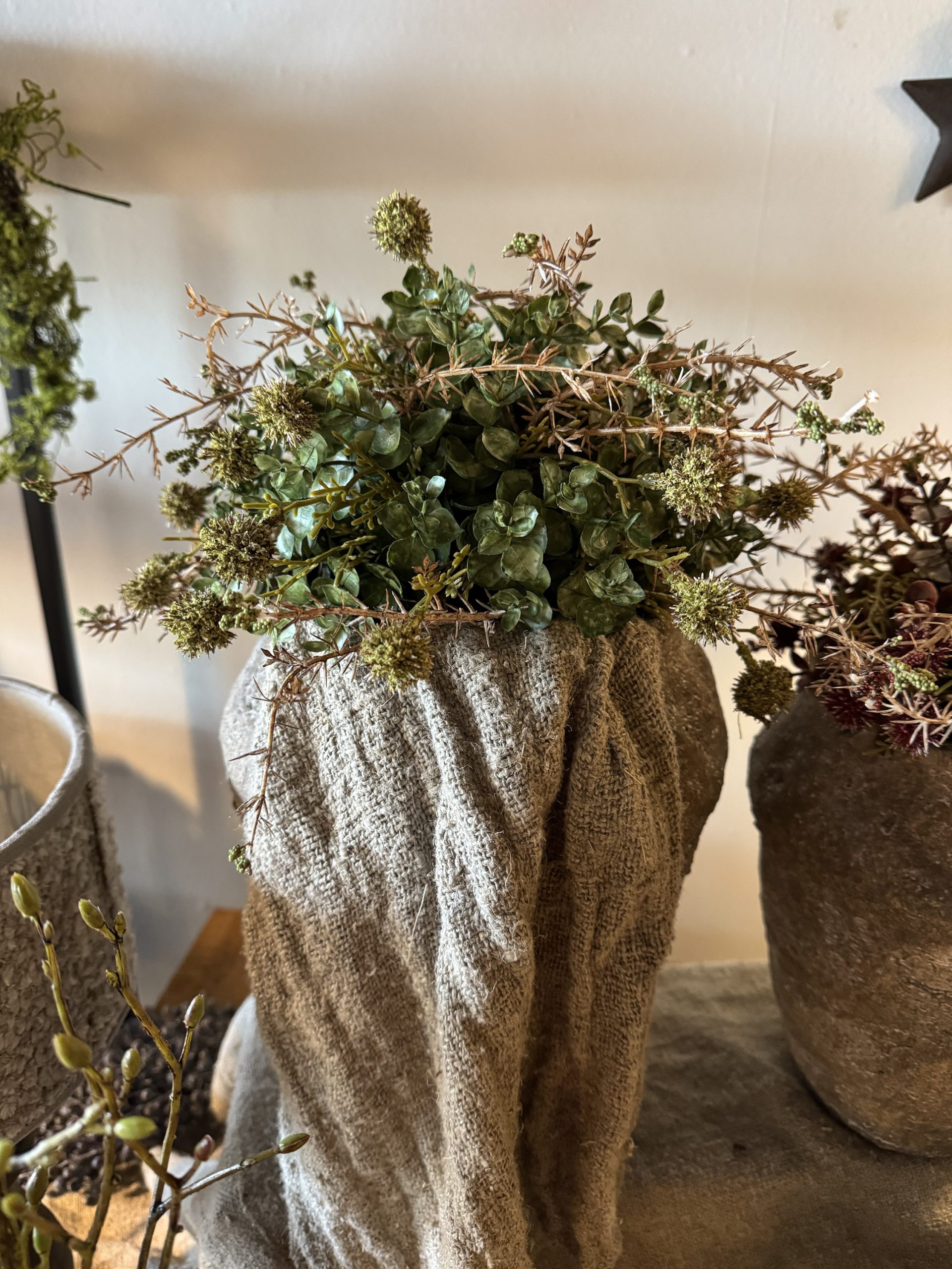 Kunstbloem halve bol biddle L Groen