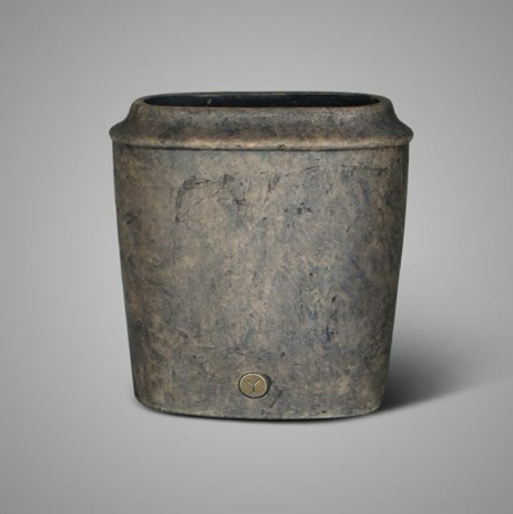 Brynxz Planter Oval Edge Luxury
Majestic Brown L