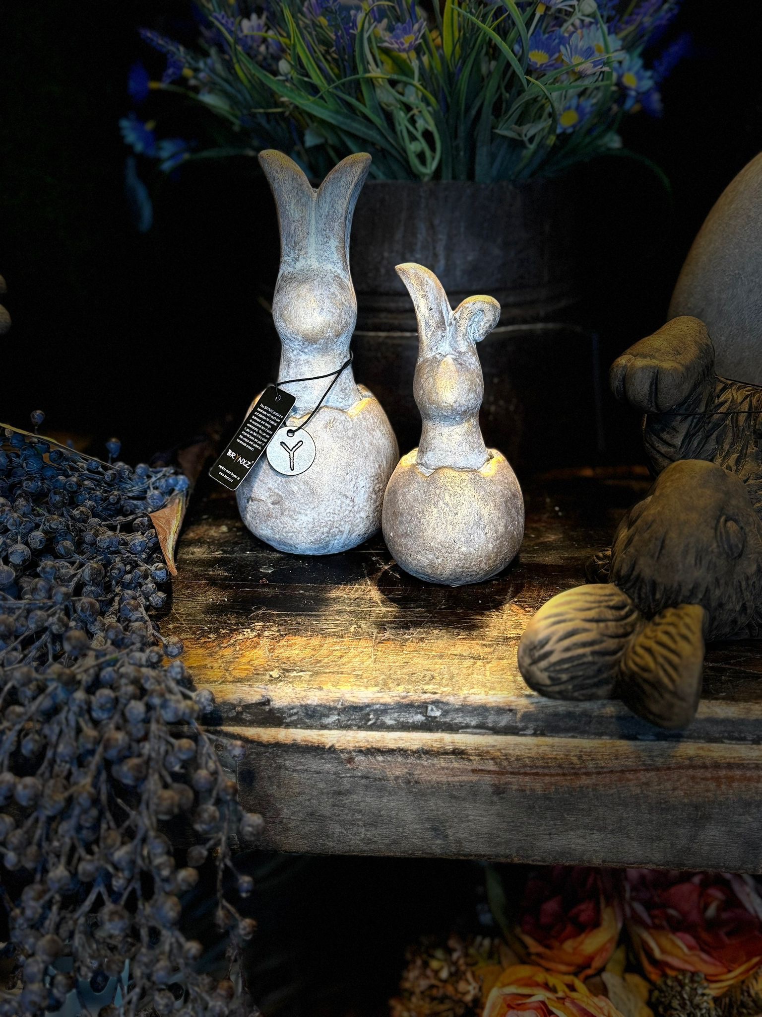 Brynxz Set of 2 Rabbits Out Of Egg Jewel