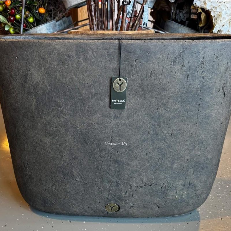 Planter Oval BRYNXZ 2026 Majestic Brown